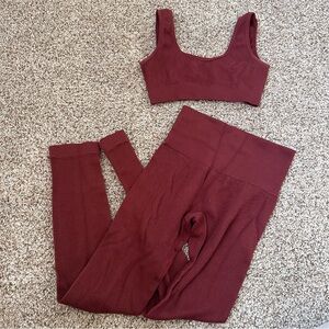 XS Women's Burgundy Ribbed Workout Set